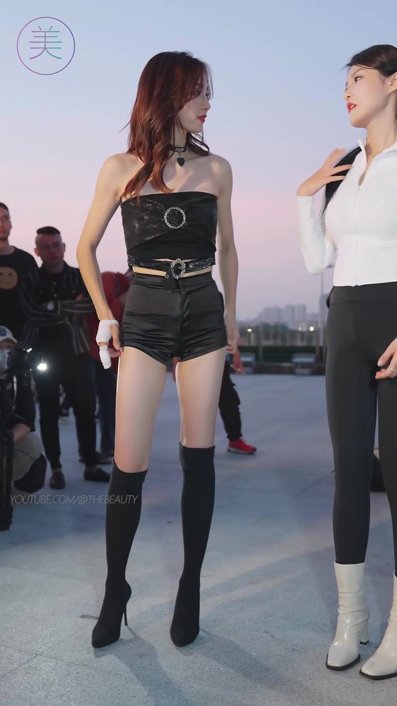 图片[7]-精选NO.0908 2023 广州车展 Racing Model 车模抖音网荭随拍108[20P]-草丛看图