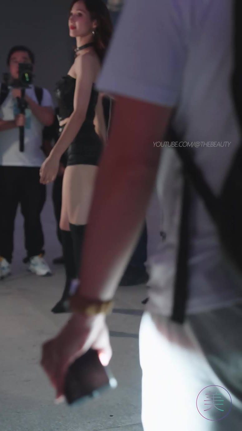 图片[8]-精选NO.0908 2023 广州车展 Racing Model 车模抖音网荭随拍108[20P]-草丛看图