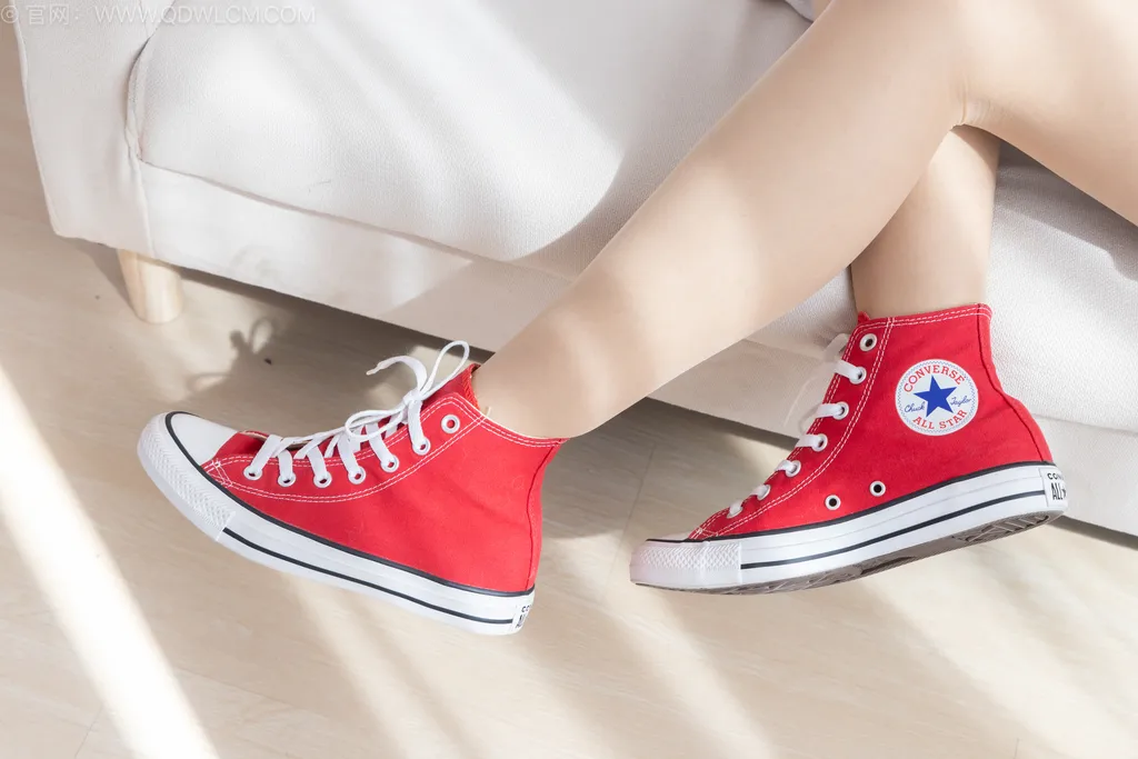 图片[6]-精选勿恋传媒 NO.2524 嘟嘟-高跟鞋、帆布鞋、薄肉丝、裸足[160P]-草丛看图