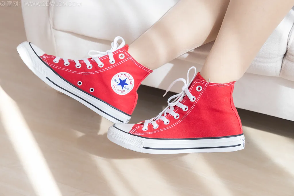 图片[7]-精选勿恋传媒 NO.2524 嘟嘟-高跟鞋、帆布鞋、薄肉丝、裸足[160P]-草丛看图