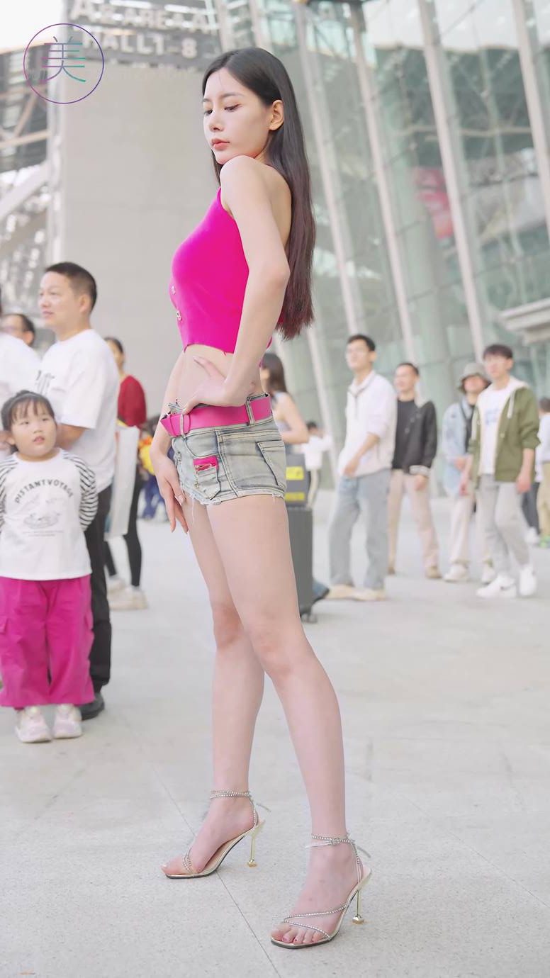 图片[2]-精选NO.0875 2023 广州车展 Racing Model 车模抖音网荭随拍97[20P]-草丛看图