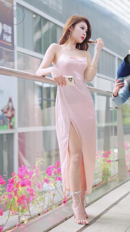 精选NO.1047 2024 深圳改装车展 Auto Salon 车模抖音网荭随拍 59[20P]-草丛看图