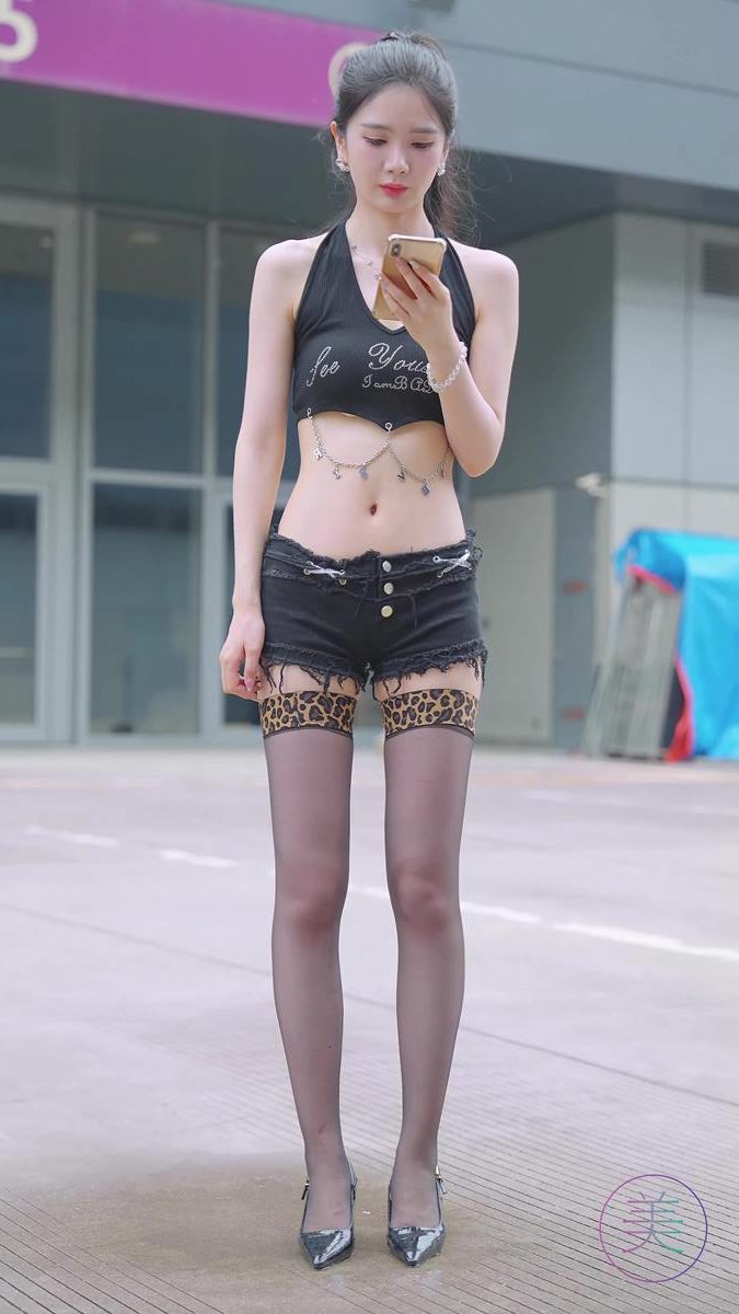 图片[8]-精选NO.1186 2024 深圳粤港澳大湾区车展 Model 车模随拍 47[20P]-草丛看图