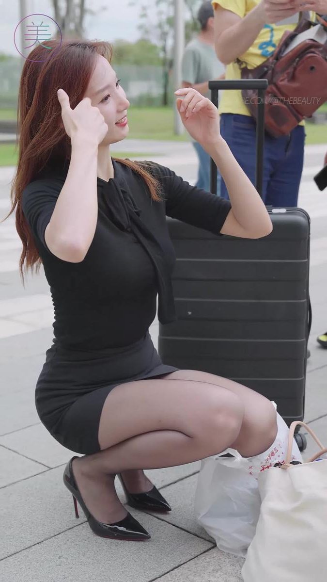 图片[5]-精选NO.1332 2024 深圳粤港澳大湾区车展 Model 车模随拍 126[20P]-草丛看图