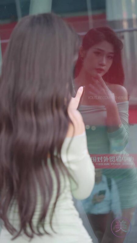 精选NO.0956 2023 广州车展 Racing Model 车模抖音网荭随拍128[20P]-草丛看图