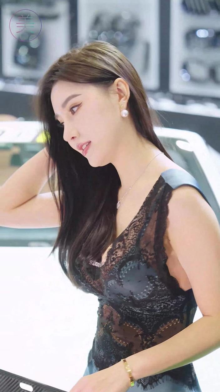 图片[5]-精选NO.1080 2024 深圳改装车展 Auto Salon 车模抖音网荭随拍 76[20P]-草丛看图