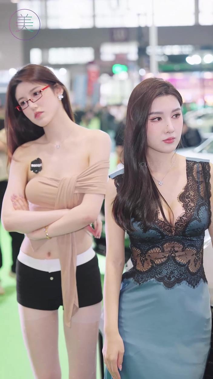 图片[8]-精选NO.1080 2024 深圳改装车展 Auto Salon 车模抖音网荭随拍 76[20P]-草丛看图