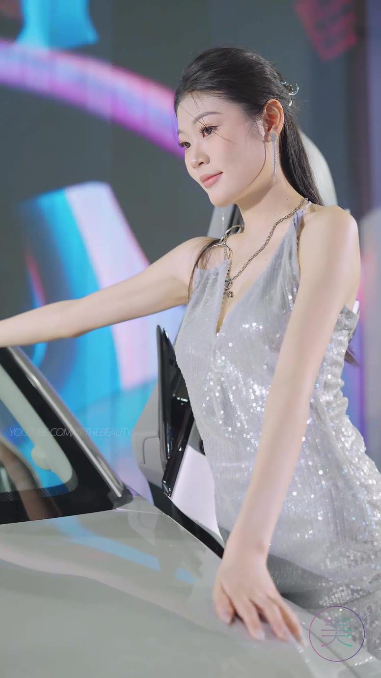 图片[6]-精选NO.0998 2024 东莞春季车展 Racing Model 车模随拍 Fancam LOOKBOOK 20[20P]-草丛看图