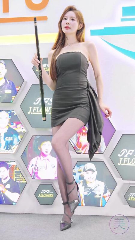 精选NO.1070 2024 广州国际台球展车模网荭随拍 01[20P]-草丛看图