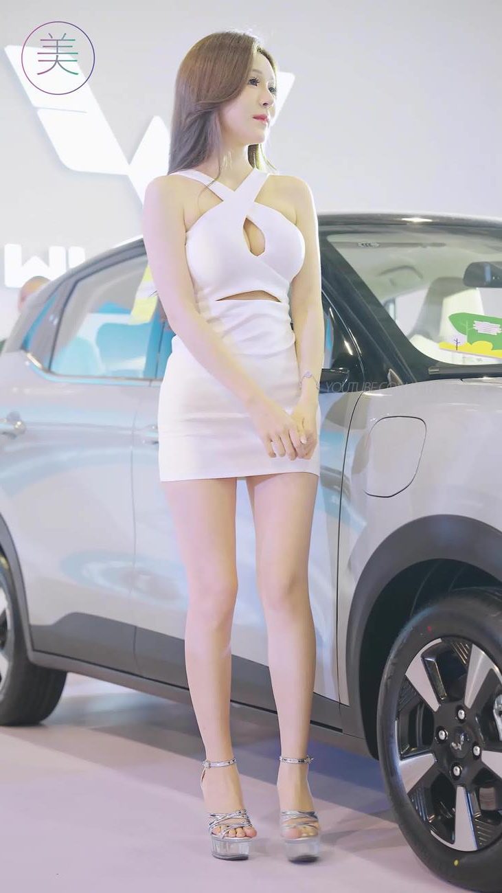 图片[3]-精选NO.1028 2024 东莞春季车展 Racing Model 车模随拍 Fancam LOOKBOOK 10[20P]-草丛看图