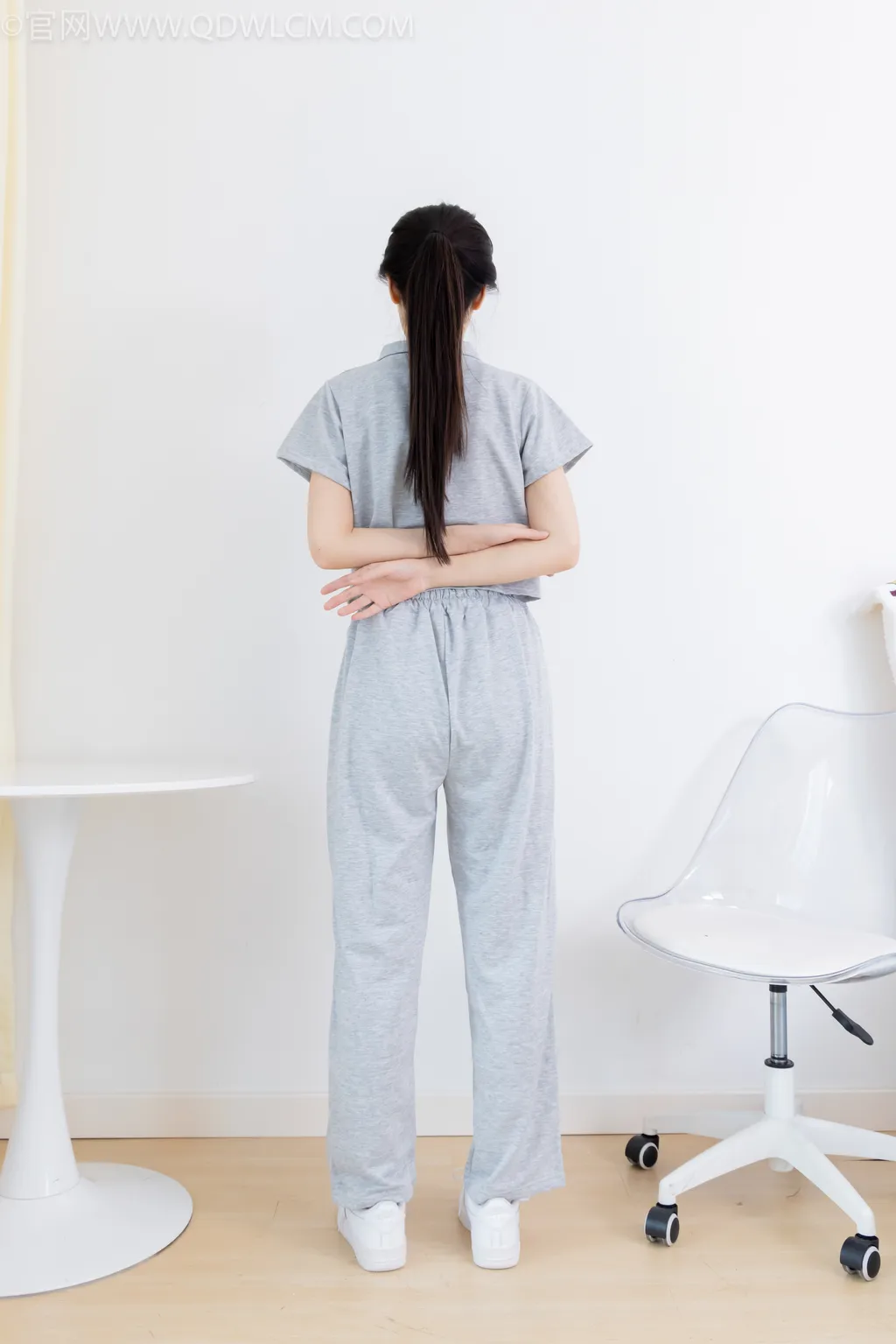 图片[6]-精选勿恋传媒 NO.2518 菜菜-板鞋、厚白丝、裤里丝[161P]-草丛看图