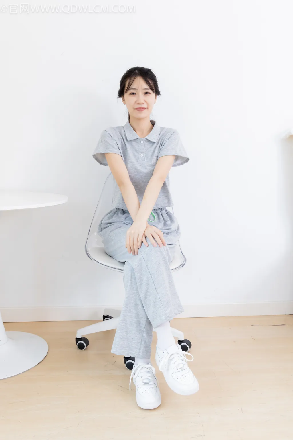 图片[7]-精选勿恋传媒 NO.2518 菜菜-板鞋、厚白丝、裤里丝[161P]-草丛看图