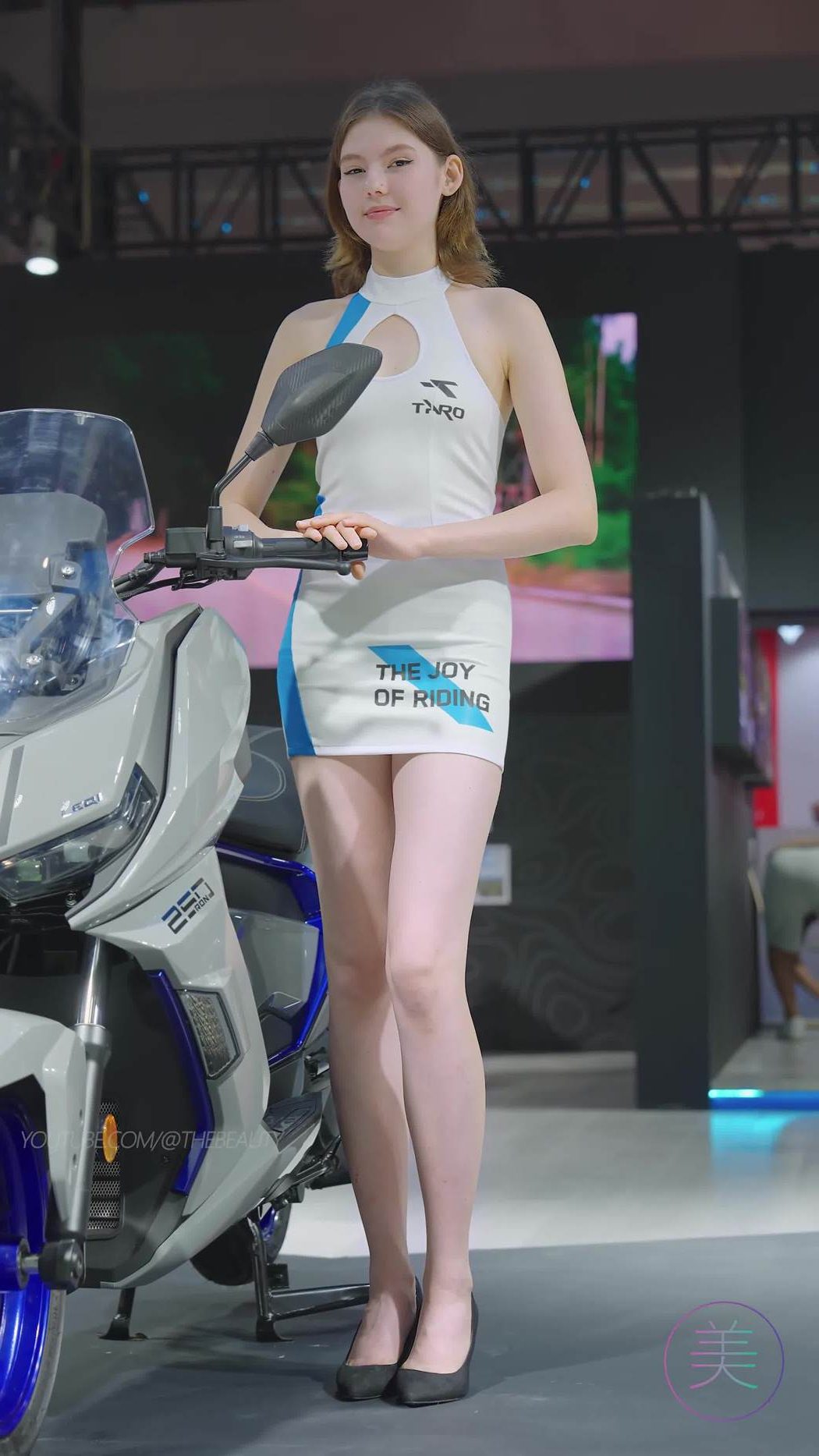 图片[1]-精选NO.1400 2024 重庆摩博会机车展 Racing Model LOOKBOOK 01[30P]-草丛看图