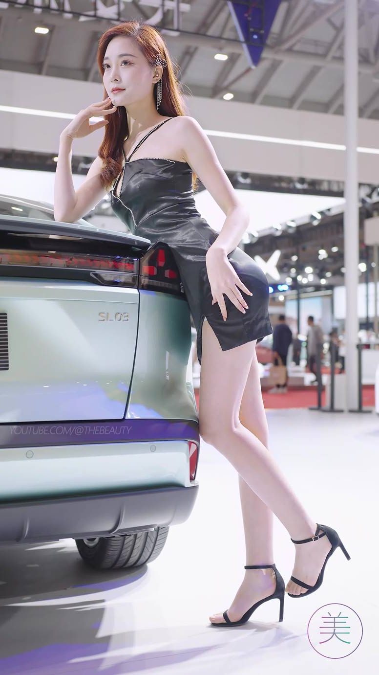 图片[1]-精选NO.0934 2022 佛山车展 Racing Model 长安汽车车模02[20P]-草丛看图