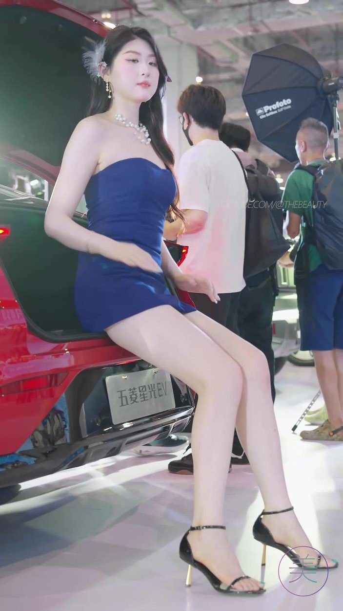 图片[1]-精选NO.1102 2024 东莞春季车展 Racing Model 车模随拍 Fancam LOOKBOOK 23[20P]-草丛看图