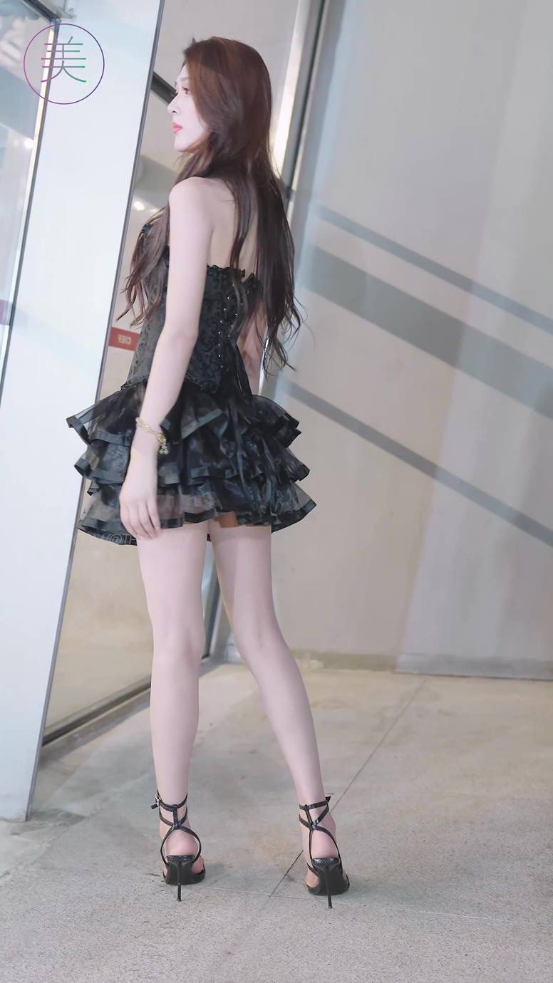 图片[3]-精选NO.0922 2023 广州车展 Racing Model 车模抖音网荭随拍122[20P]-草丛看图