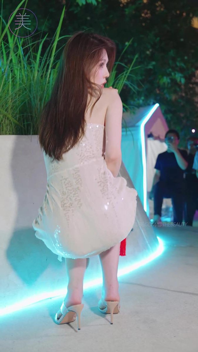 图片[4]-精选NO.1308 2024 深圳粤港澳大湾区车展 Model 车模随拍 102[20P]-草丛看图