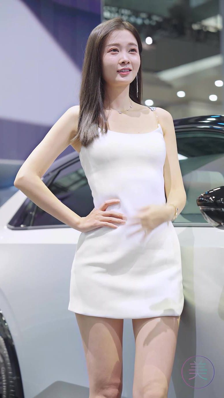 图片[6]-精选NO.0905 2023 广州车展 Racing Model 车模抖音网荭随拍105[20P]-草丛看图