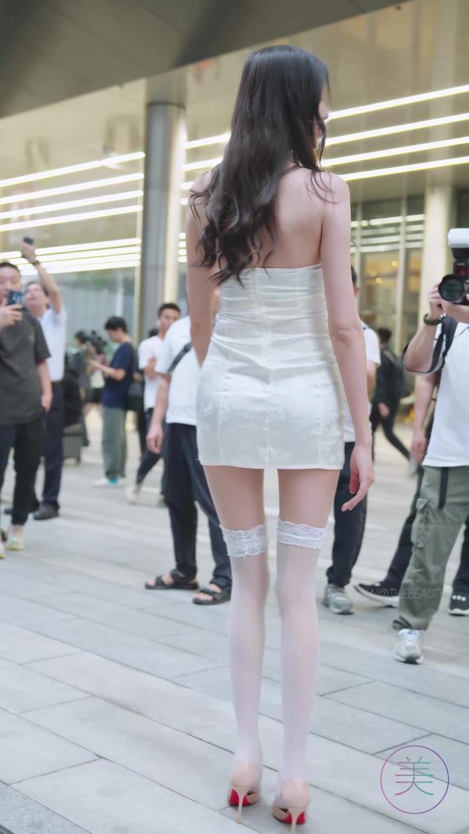 图片[3]-精选NO.1156 2024 深圳粤港澳大湾区车展 Model 车模随拍 22[20P]-草丛看图