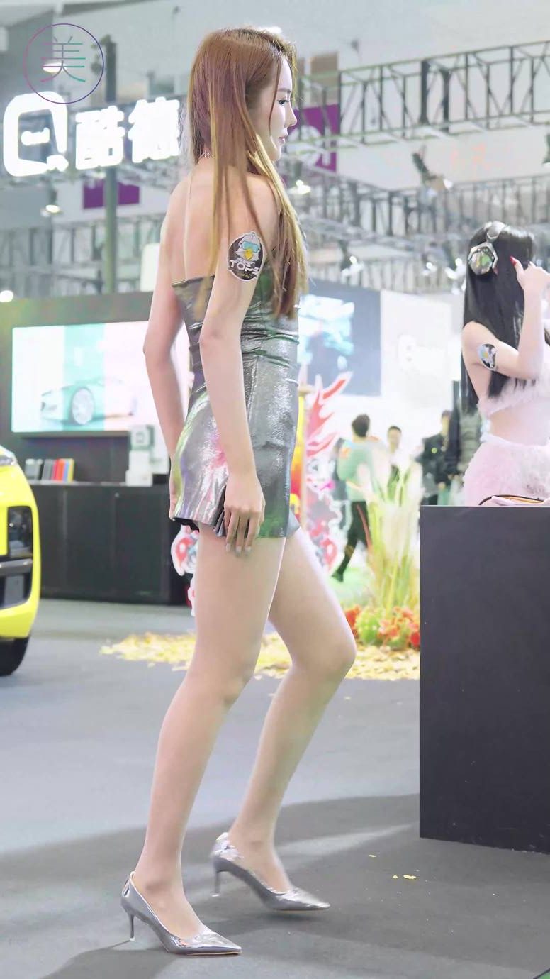 图片[3]-精选NO.0889 2024 深圳改装车展 Auto Salon 车模抖音网荭随拍 06[20P]-草丛看图