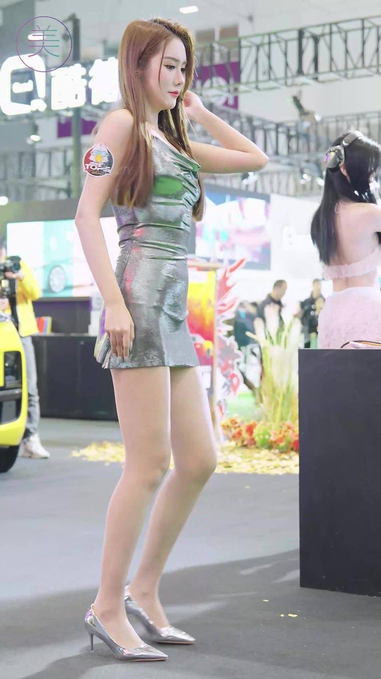 图片[5]-精选NO.0889 2024 深圳改装车展 Auto Salon 车模抖音网荭随拍 06[20P]-草丛看图