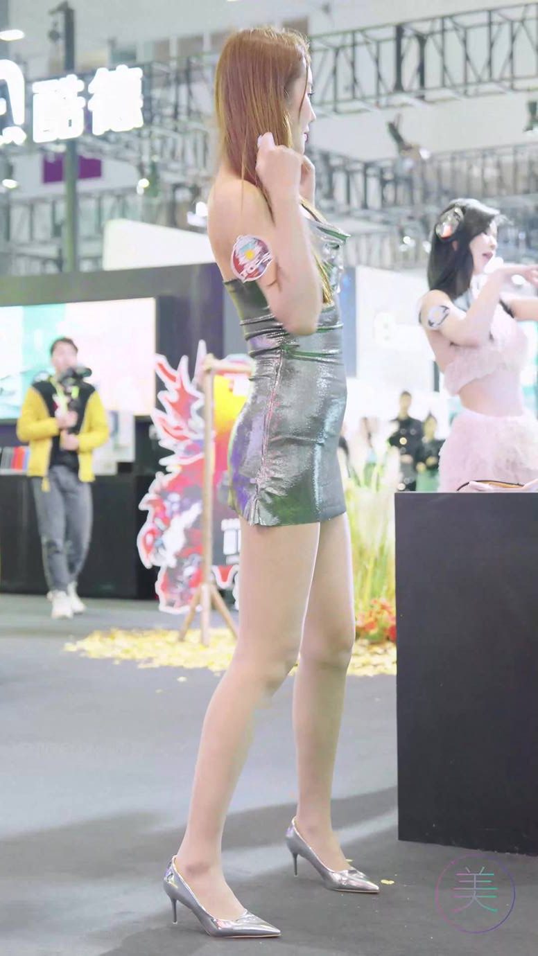 图片[6]-精选NO.0889 2024 深圳改装车展 Auto Salon 车模抖音网荭随拍 06[20P]-草丛看图