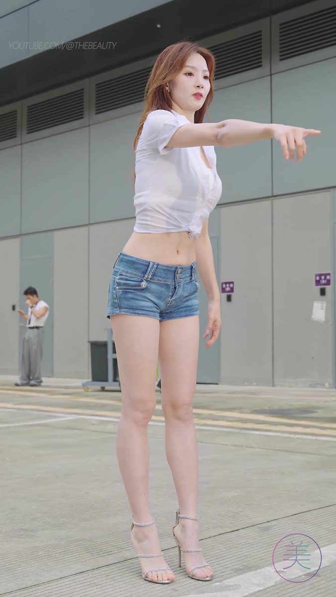 图片[3]-精选NO.1328 2024 深圳粤港澳大湾区车展 Model 车模随拍 122[20P]-草丛看图