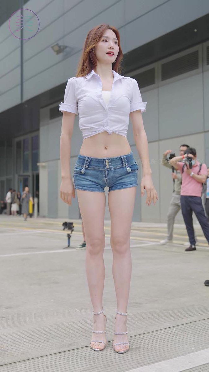 图片[6]-精选NO.1328 2024 深圳粤港澳大湾区车展 Model 车模随拍 122[20P]-草丛看图