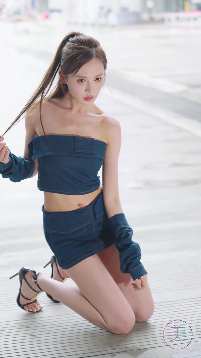 图片[1]-精选NO.1330 2024 深圳粤港澳大湾区车展 Model 车模随拍 124[20P]-草丛看图