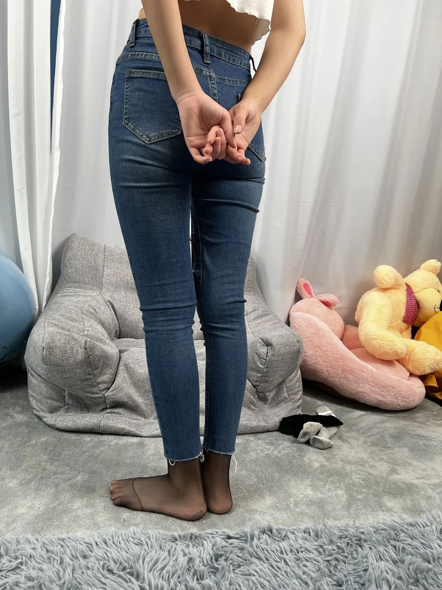 图片[5]-精选三禾摄影 NO.024 牛仔裤里丝 帆布鞋 高跟[147P]-草丛看图