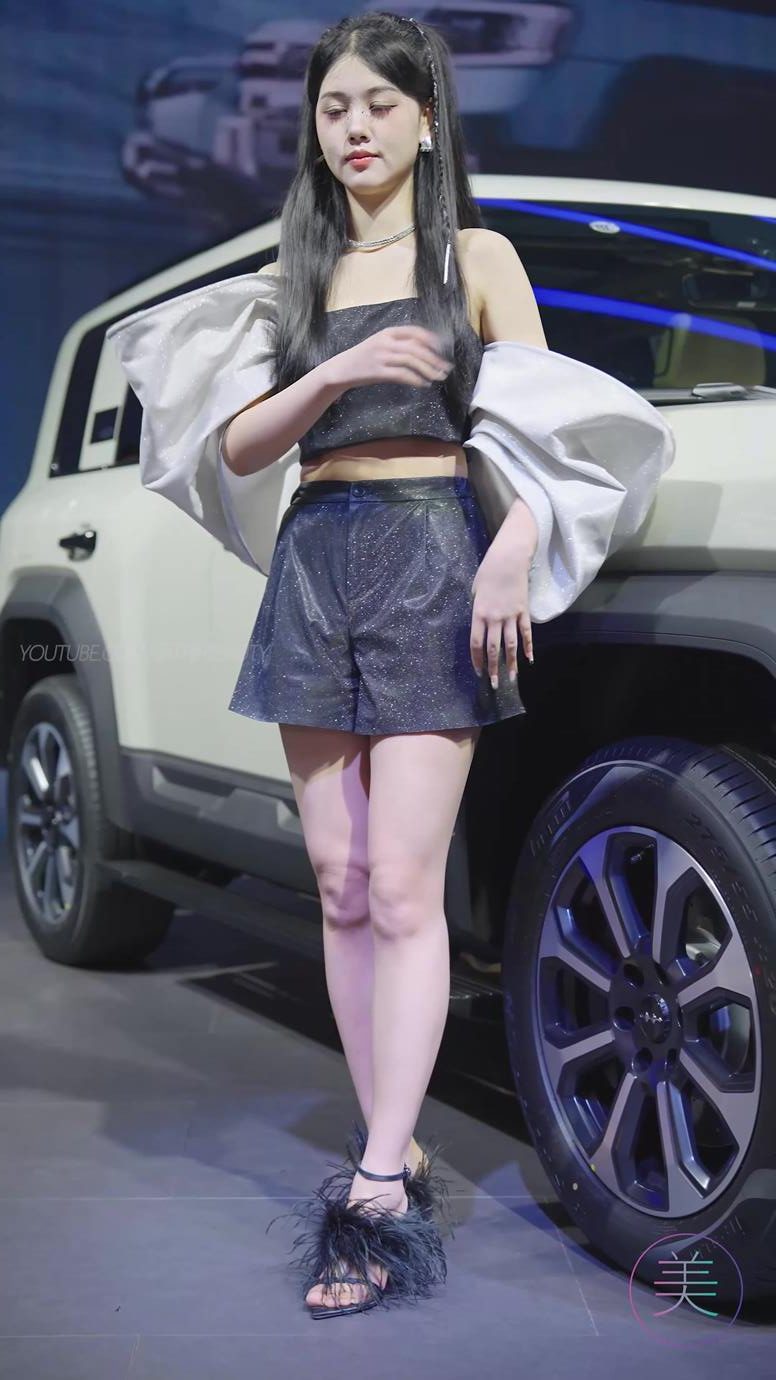 图片[8]-精选NO.0997 2024 东莞春季车展 Racing Model 车模随拍 Fancam LOOKBOOK 19[20P]-草丛看图