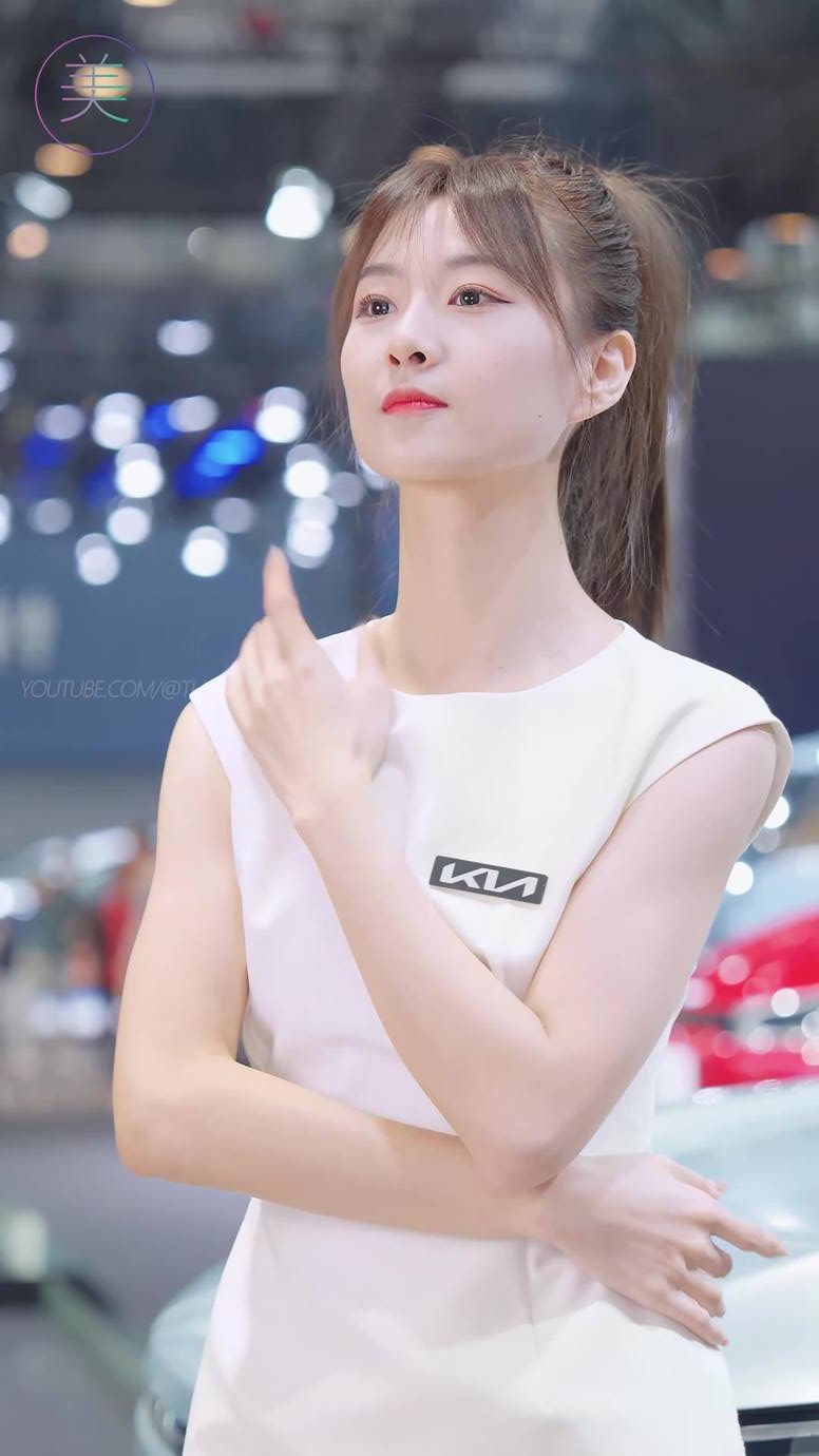 图片[1]-精选NO.0859 2023 广州车展 Racing Model 车模抖音网荭随拍81[20P]-草丛看图