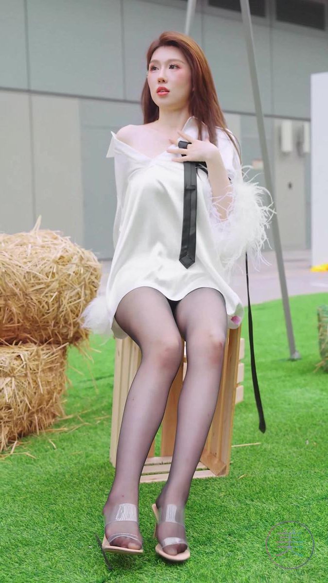 图片[3]-精选NO.1161 2024 深圳粤港澳大湾区车展 Model 车模随拍 27[20P]-草丛看图