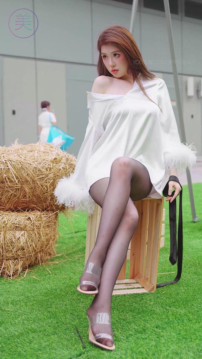 图片[4]-精选NO.1161 2024 深圳粤港澳大湾区车展 Model 车模随拍 27[20P]-草丛看图