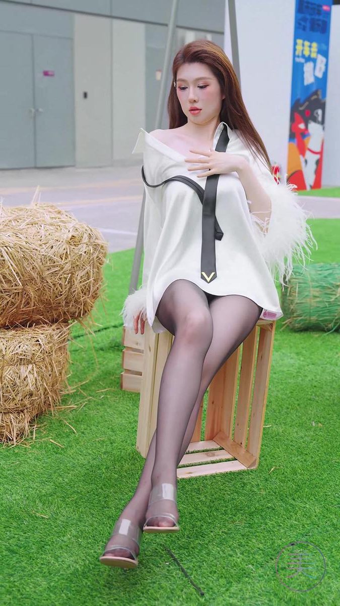 图片[6]-精选NO.1161 2024 深圳粤港澳大湾区车展 Model 车模随拍 27[20P]-草丛看图