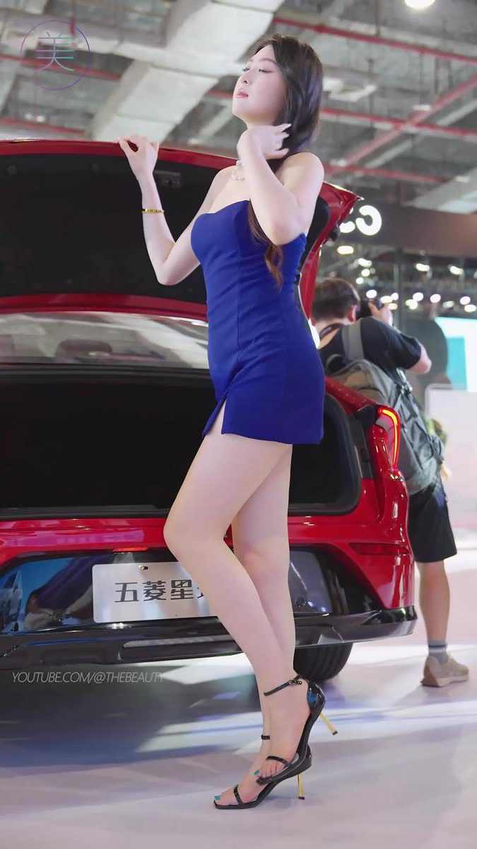 图片[5]-精选NO.1143 2024 东莞春季车展 Racing Model 车模随拍 Fancam LOOKBOOK 29[20P]-草丛看图