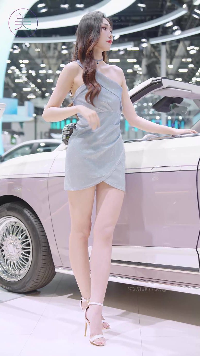 图片[2]-精选NO.0873 2023 广州车展 Racing Model 车模抖音网荭随拍95[20P]-草丛看图