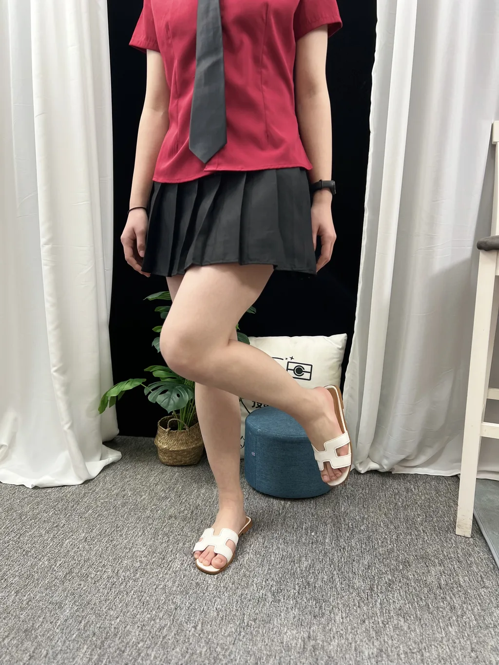 图片[7]-精选三禾摄影 NO.021 短裙 凉拖 帆布鞋 高跟[169P]-草丛看图