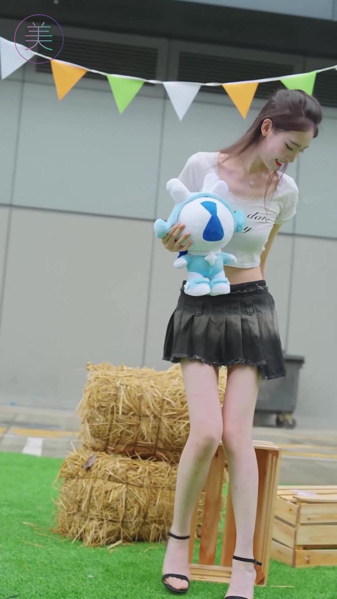 图片[2]-精选NO.1163 2024 深圳粤港澳大湾区车展 Model 车模随拍 29[20P]-草丛看图