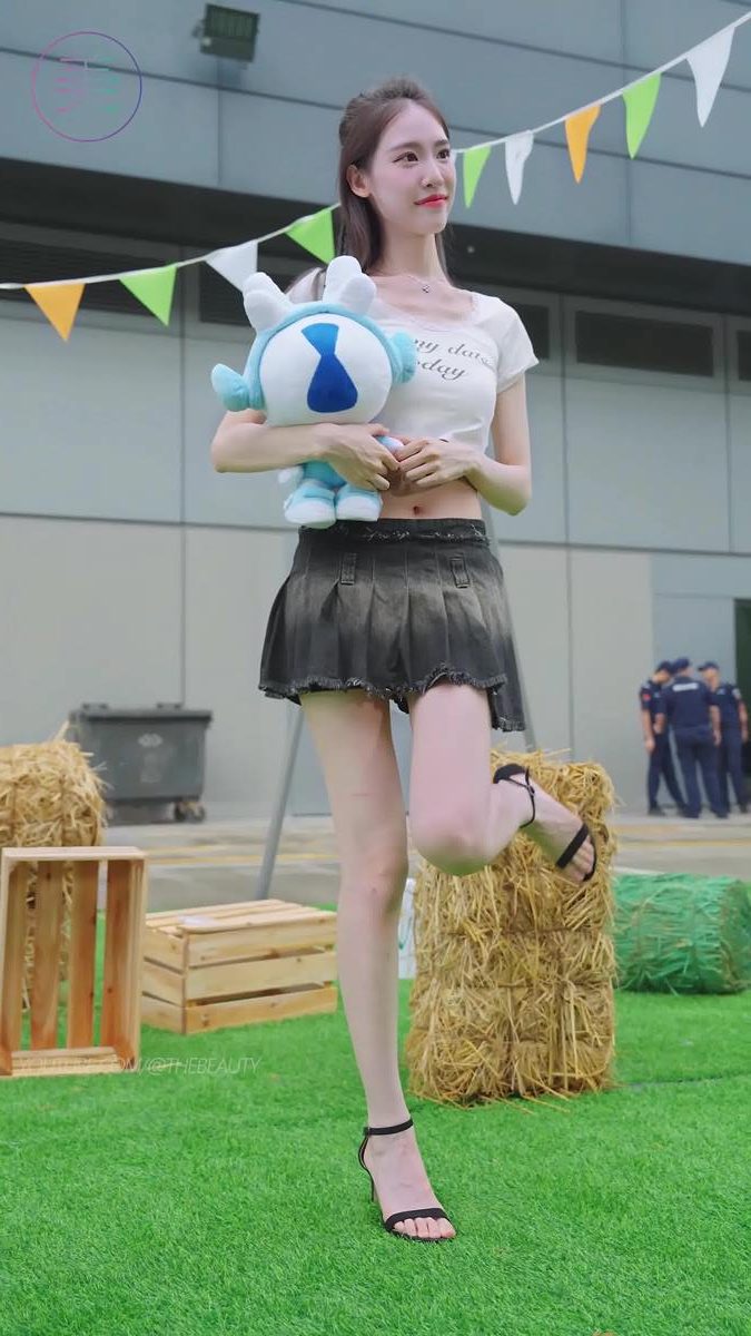 图片[4]-精选NO.1163 2024 深圳粤港澳大湾区车展 Model 车模随拍 29[20P]-草丛看图