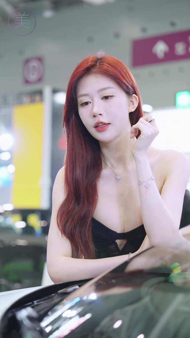 图片[7]-精选NO.0983 2024 深圳改装车展 Auto Salon 车模抖音网荭随拍 45[20P]-草丛看图