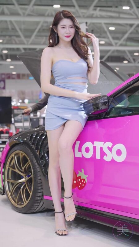 精选NO.1126 2024 深圳改装车展 Auto Salon 车模抖音网荭随拍 92[20P]-草丛看图