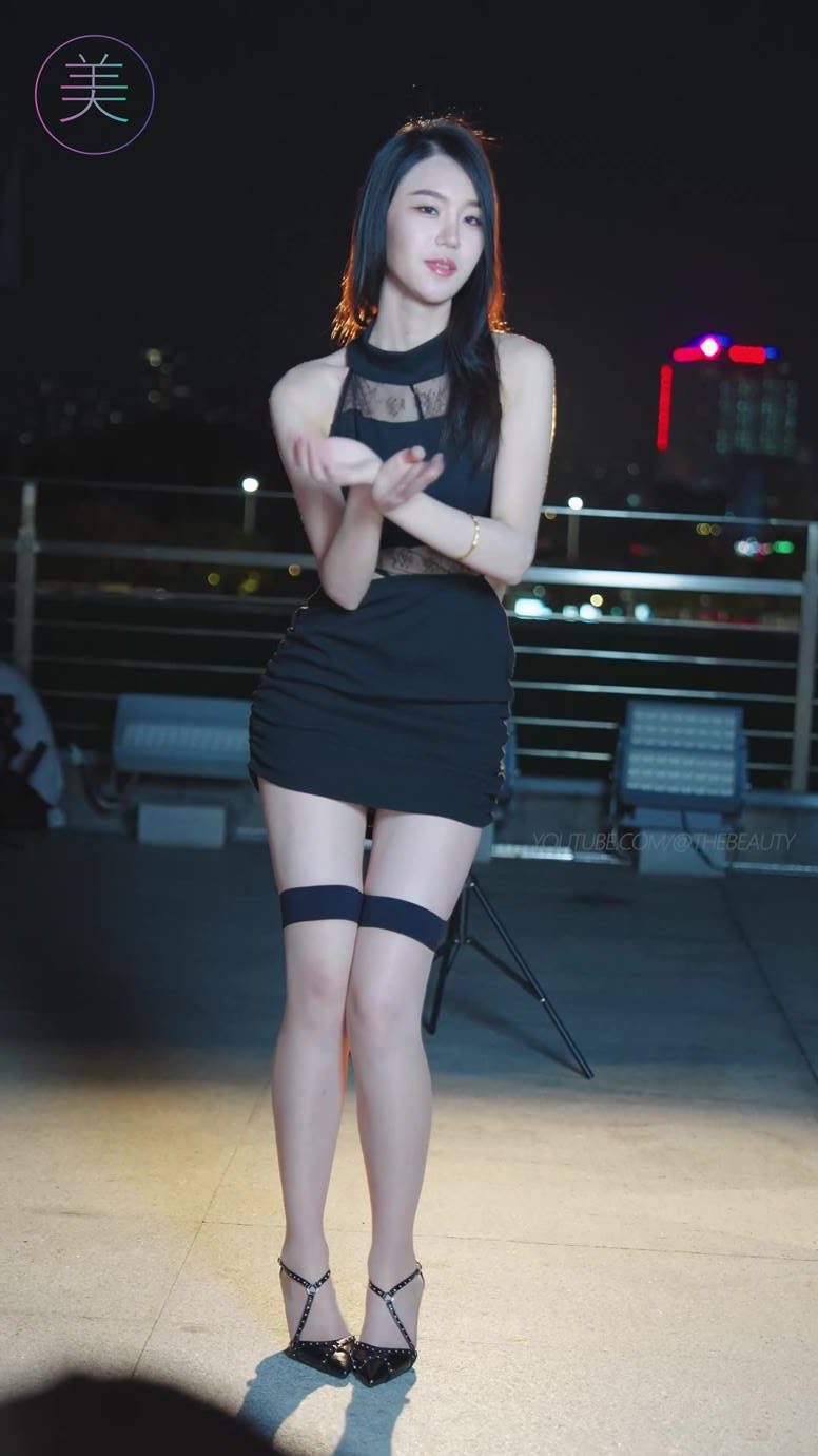 图片[7]-精选NO.0918 2023 广州车展 Racing Model 车模抖音网荭随拍118[20P]-草丛看图