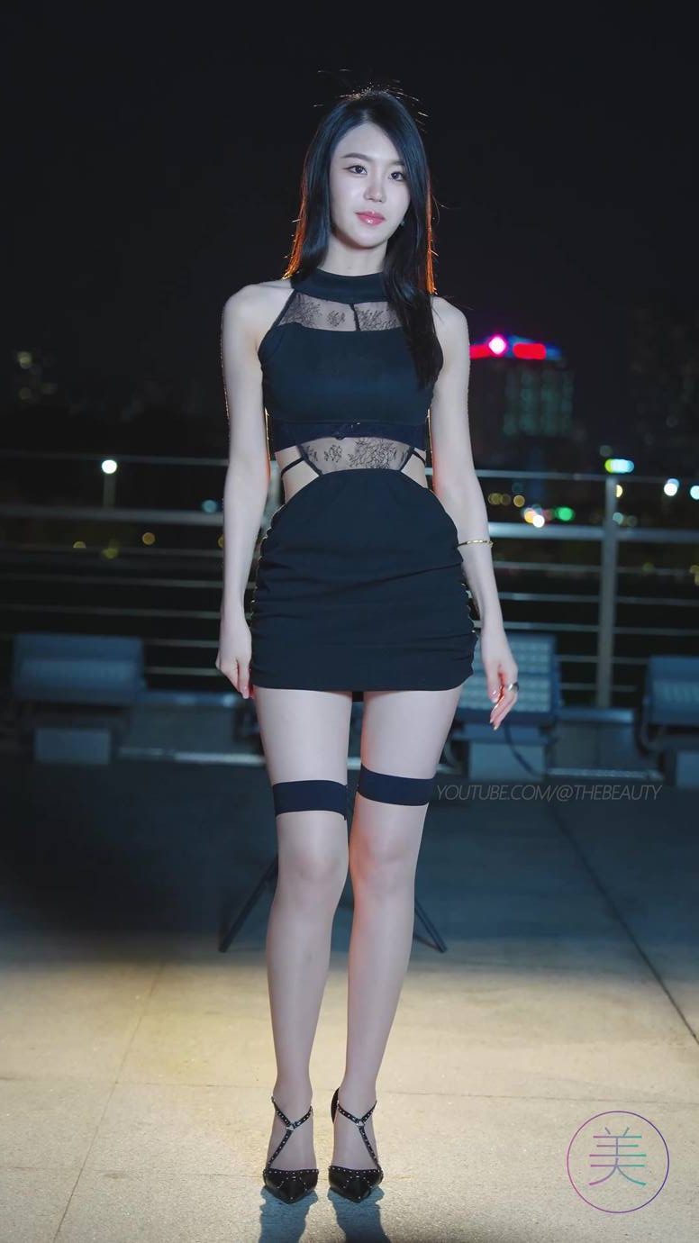 图片[8]-精选NO.0918 2023 广州车展 Racing Model 车模抖音网荭随拍118[20P]-草丛看图