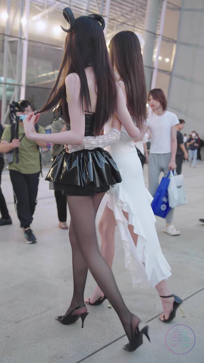 图片[6]-精选NO.0923 2023 广州车展 Racing Model 车模抖音网荭随拍123[20P]-草丛看图