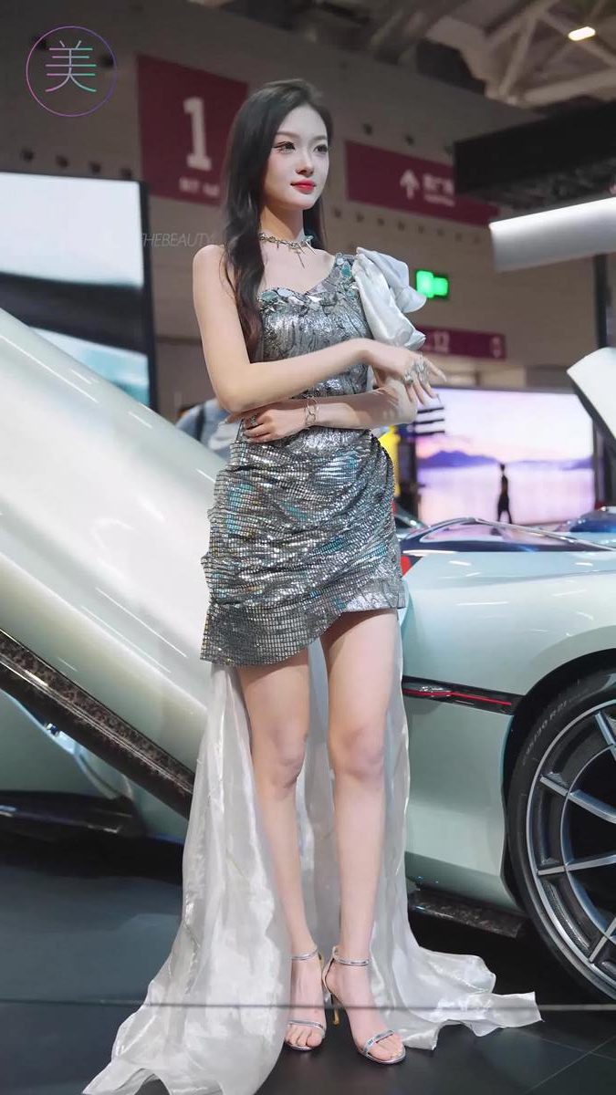 图片[2]-精选NO.1213 2024 深圳粤港澳大湾区车展 Model 车模随拍 64[20P]-草丛看图