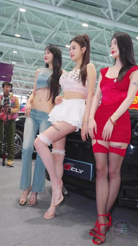 精选NO.1299 2024 深圳改装车展 Auto Salon 车模抖音网荭随拍 128[20P]-草丛看图