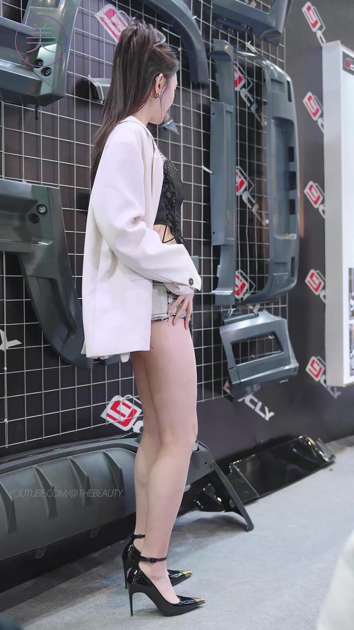 图片[3]-精选NO.1067 2024 深圳改装车展 Auto Salon 车模抖音网荭随拍 68[20P]-草丛看图