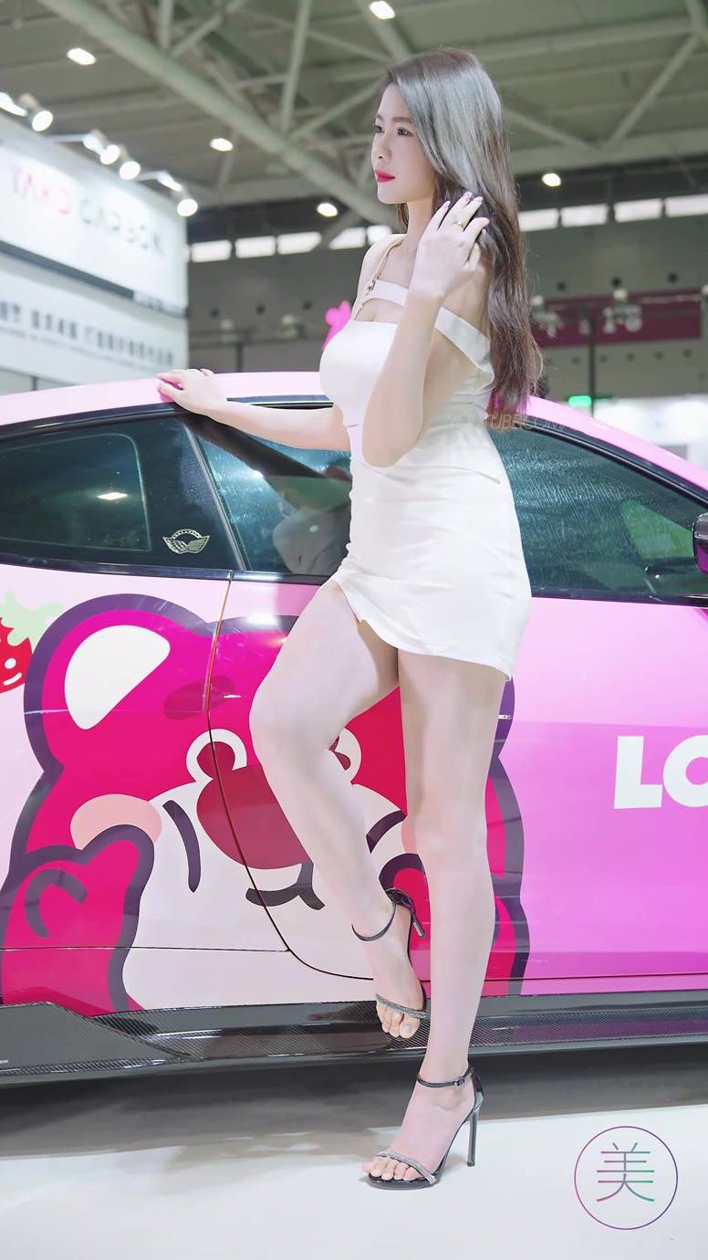 图片[4]-精选NO.0968 2024 深圳改装车展 Auto Salon 车模抖音网荭随拍 30[20P]-草丛看图