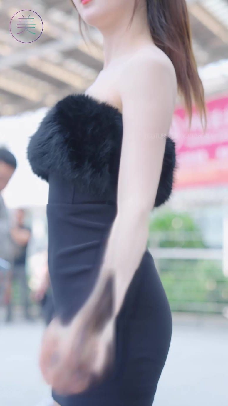 图片[3]-精选NO.0906 2023 广州车展 Racing Model 车模抖音网荭随拍106[20P]-草丛看图